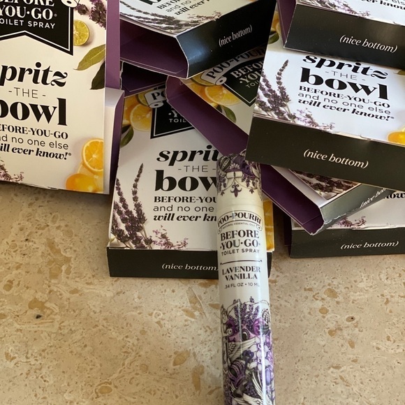 12 Poo-Pourri Before-you-go Toilet Spray 10ml Bottle Lavender Vanilla - Picture 2 of 2